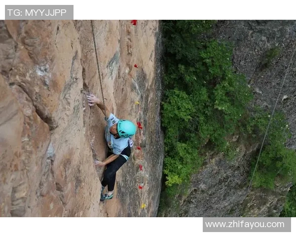 深圳攀岩队与成都攀岩队赛后复盘分析灵活性表现与战术对比